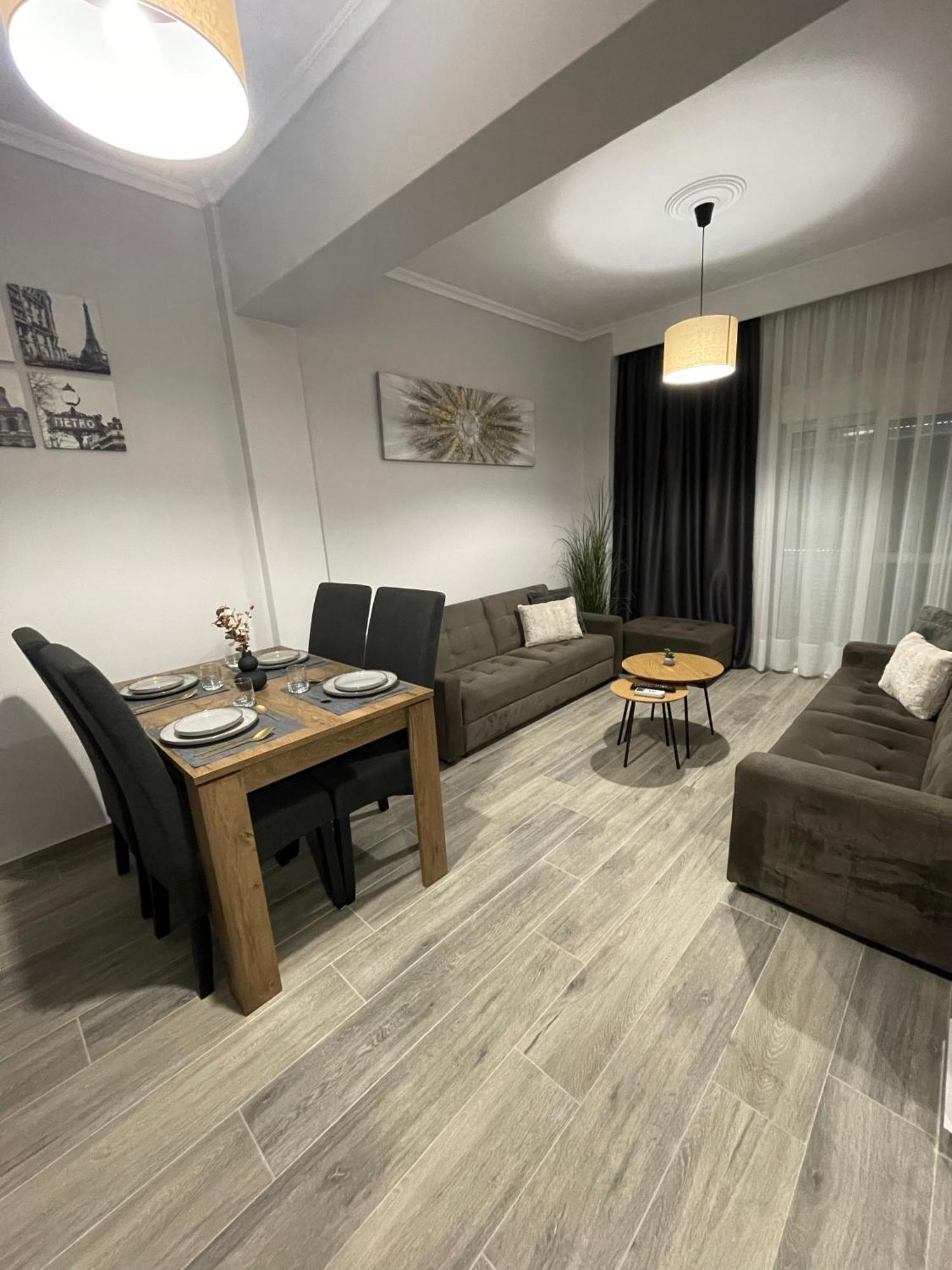 Dt Luxury Apartment Néa Péramos 外观 照片