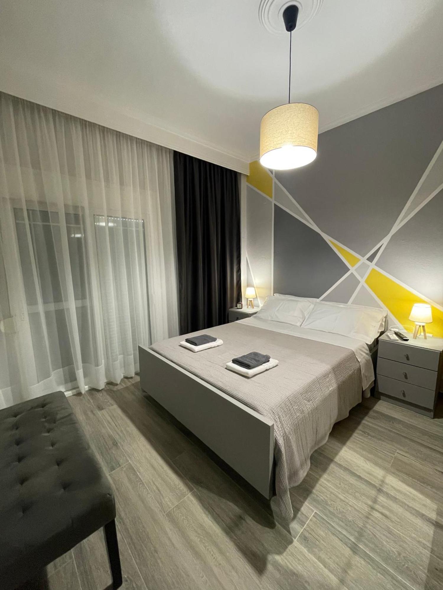 Dt Luxury Apartment Néa Péramos 外观 照片