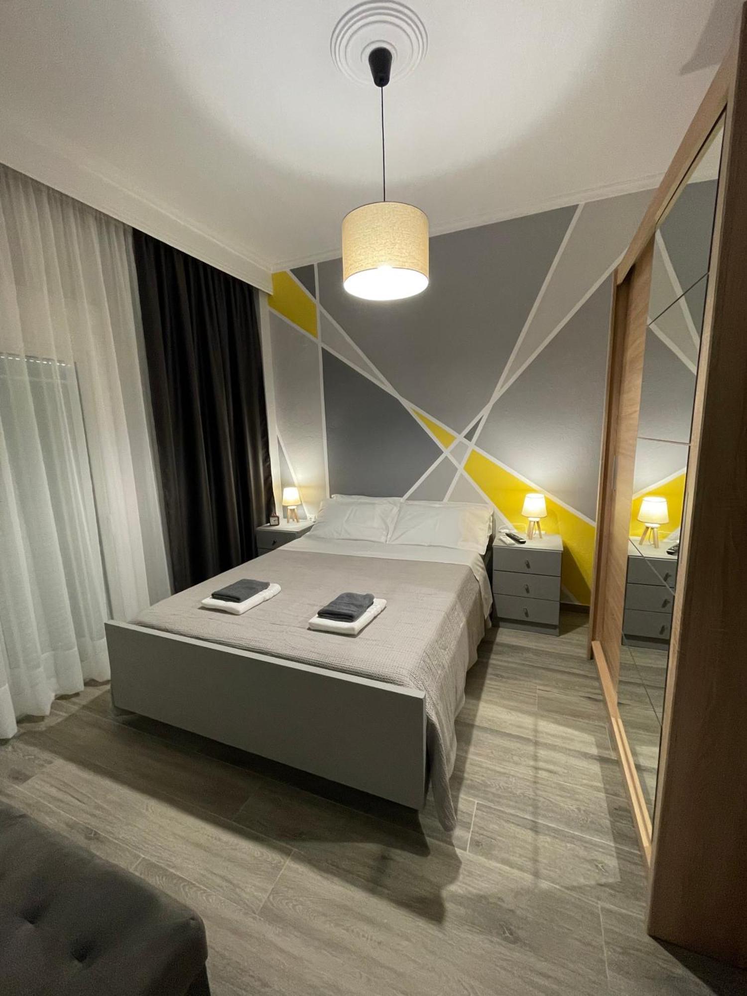 Dt Luxury Apartment Néa Péramos 外观 照片